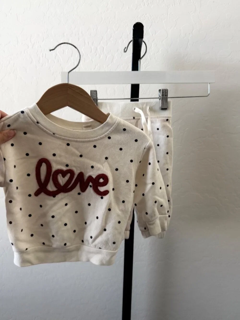 Gap Baby Girls Polka Dot Love Joggers Set 2-Piece Lounge Outfit Sz 6-12m
